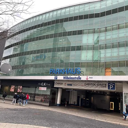 Geraeumiges Komfort-schlafzimmer Im Zentrum Von * 卡塞尔