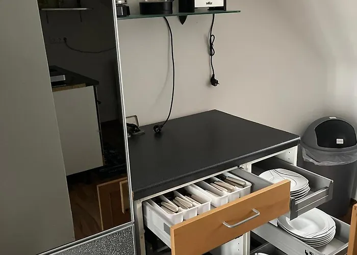 Geraeumiges Komfort-schlafzimmer Im Zentrum Von Homestay szállás Kassel