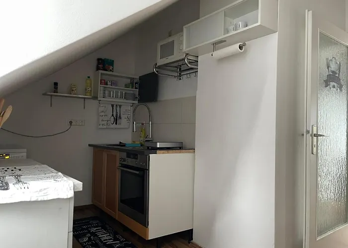 Homestay szállás Geraeumiges Komfort-schlafzimmer Im Zentrum Von Kassel