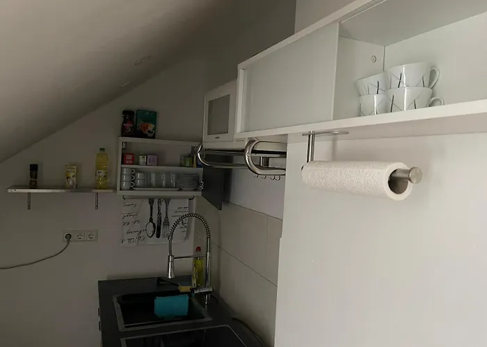 Geraeumiges Komfort-schlafzimmer Im Zentrum Von *