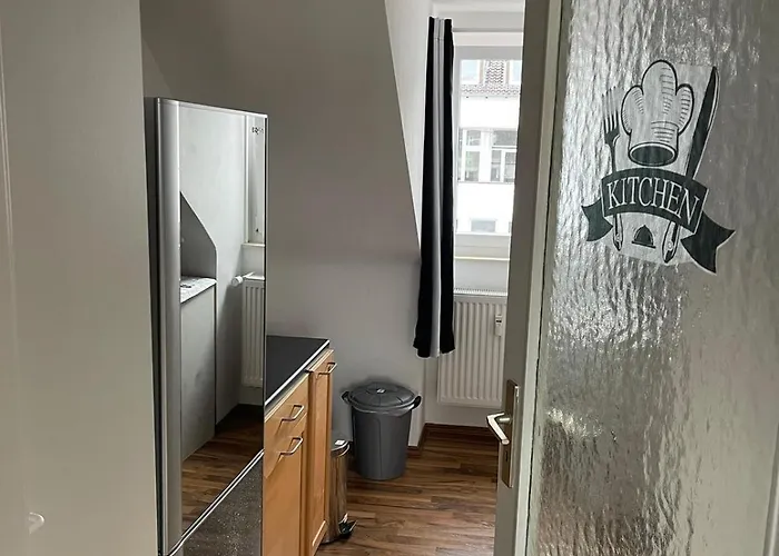 Geraeumiges Komfort-schlafzimmer Im Zentrum Von Homestay szállás