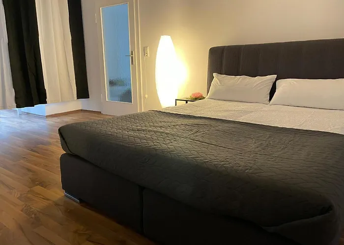 Homestay szállás Geraeumiges Komfort-schlafzimmer Im Zentrum Von Kassel