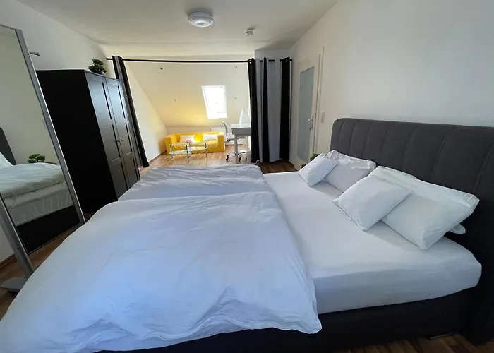 Geraeumiges Komfort-schlafzimmer Im Zentrum Von * Kassel