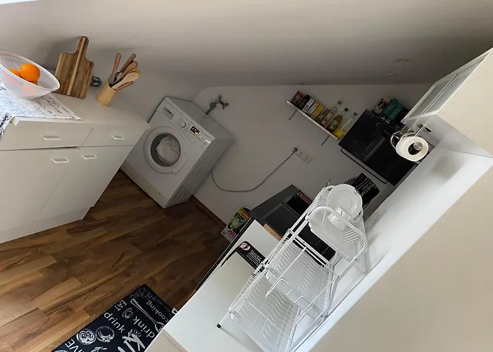 Geraeumiges Komfort-schlafzimmer Im Zentrum Von Homestay szállás Kassel